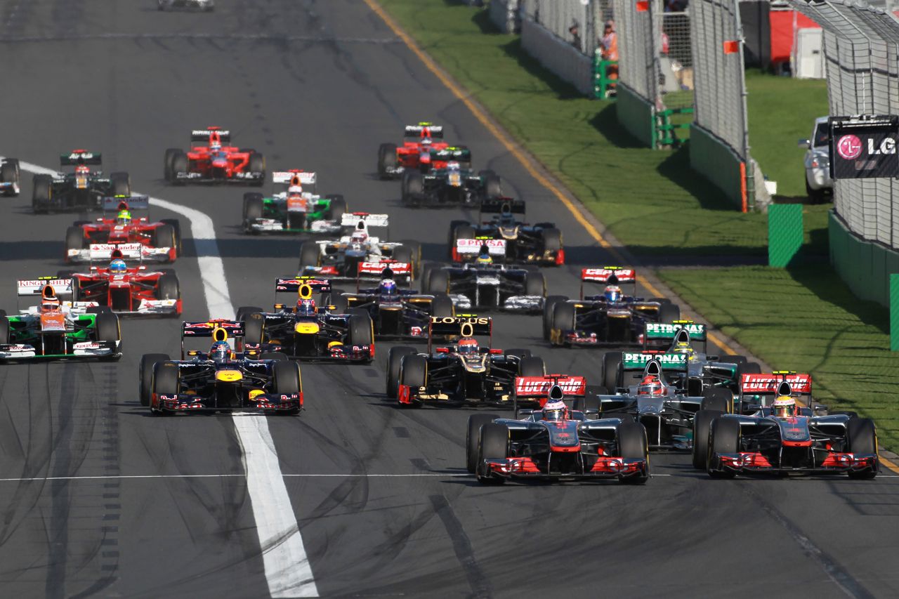 Jenson Button (GBR), McLaren Mercedes leads the start of the race 