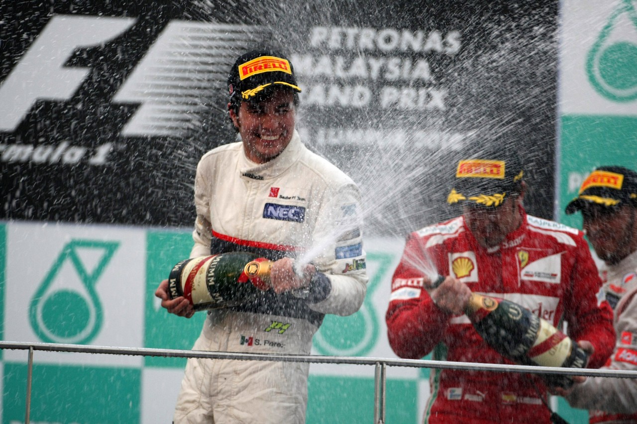 25.03.2012- Race, Fernando Alonso (ESP) Scuderia Ferrari F2012 race winner, Sergio Pérez (MEX) Sauber F1 Team C31 2nd position and Lewis Hamilton (GBR) McLaren Mercedes MP4-27 3rd position 