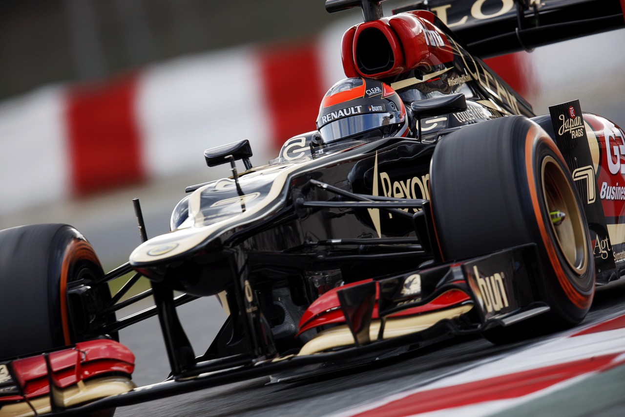 Kimi Raikkonen (FIN) Lotus F1 E21.
