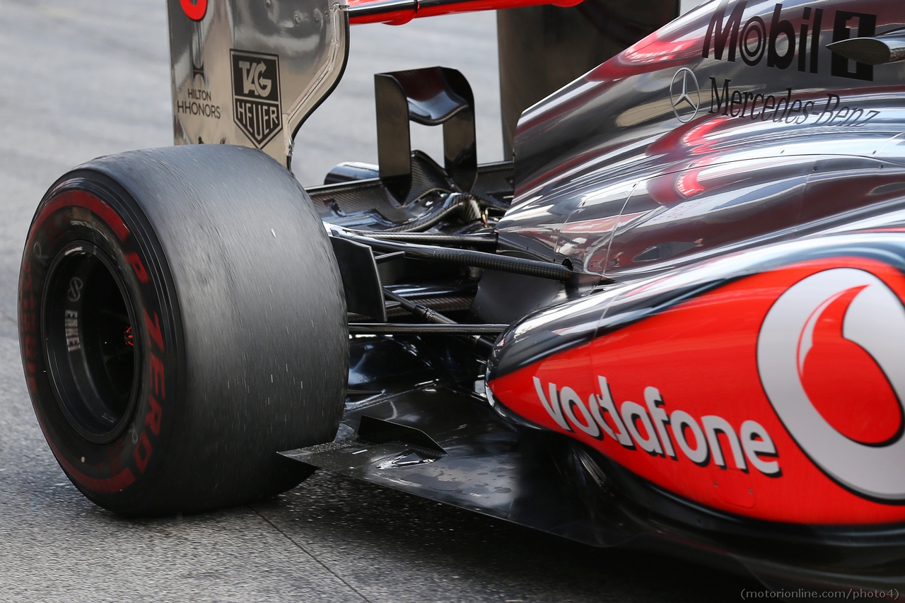 McLaren MP4-28 rear suspension detail.
