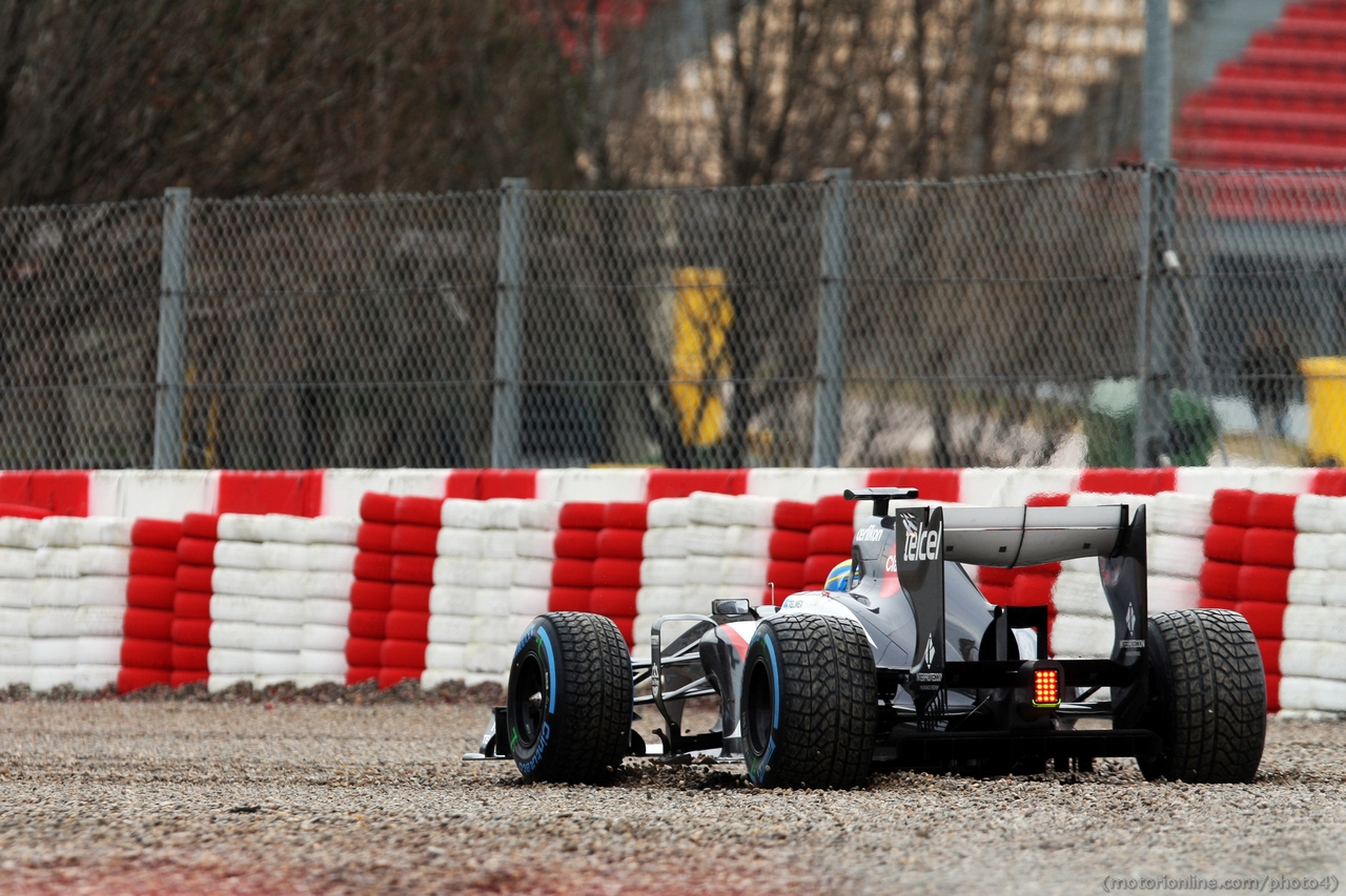 Esteban Gutierrez (MEX) Sauber C32 runs wide.
28.02.2013. 