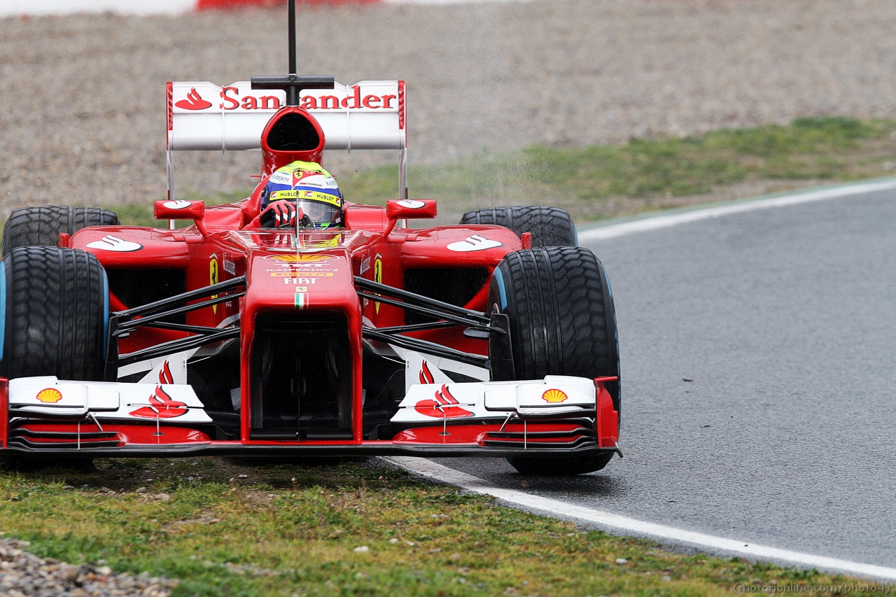 Felipe Massa (BRA) Ferrari F138 runs wide.
28.02.2013. 