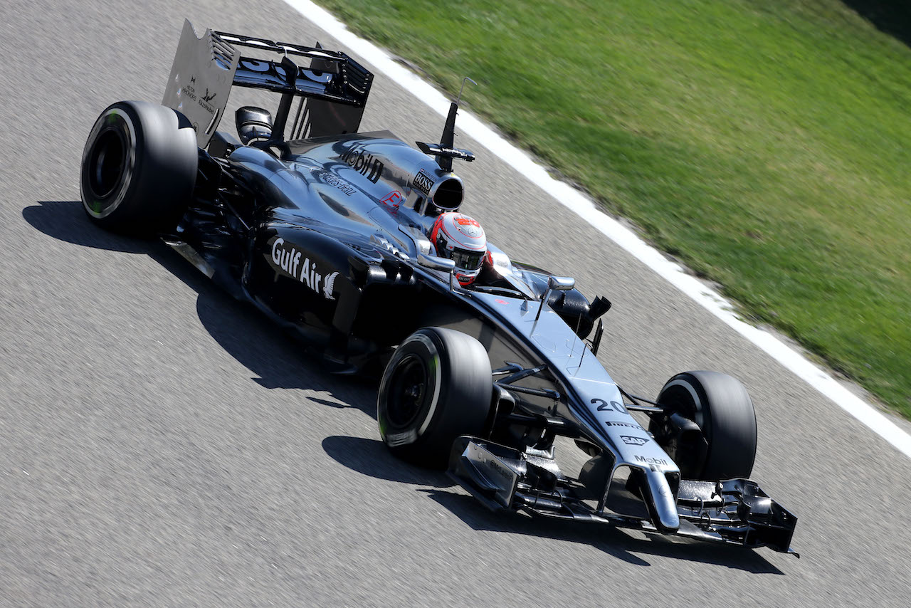 Kevin Magnussen (DEN), McLaren F1 
08.04.2014. Formula One Testing, Bahrain Test, Day One, Sakhir, Bahrain.
- www.xpbimages.com, EMail: requests@xpbimages.com - copy of publication required for printed pictures. Every used picture is fee-liable. © Copyright: Charniaux / XPB Images