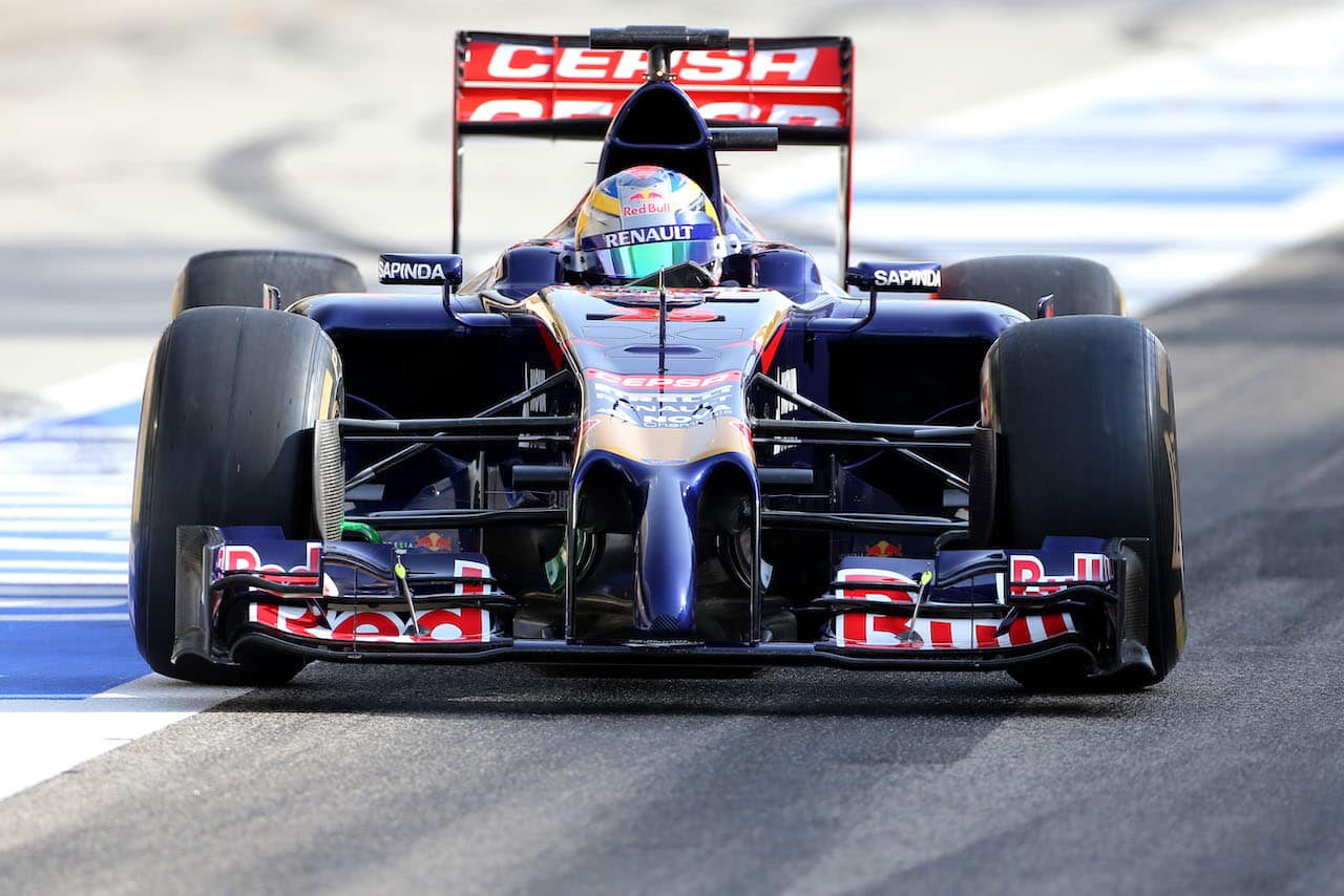 Jean-Eric Vergne (FRA), Scuderia Toro Rosso  
09.04.2014. Formula One Testing, Bahrain Test, Day Two, Sakhir, Bahrain.
- www.xpbimages.com, EMail: requests@xpbimages.com - copy of publication required for printed pictures. Every used picture is fee-liable. © Copyright: Charniaux / XPB Images