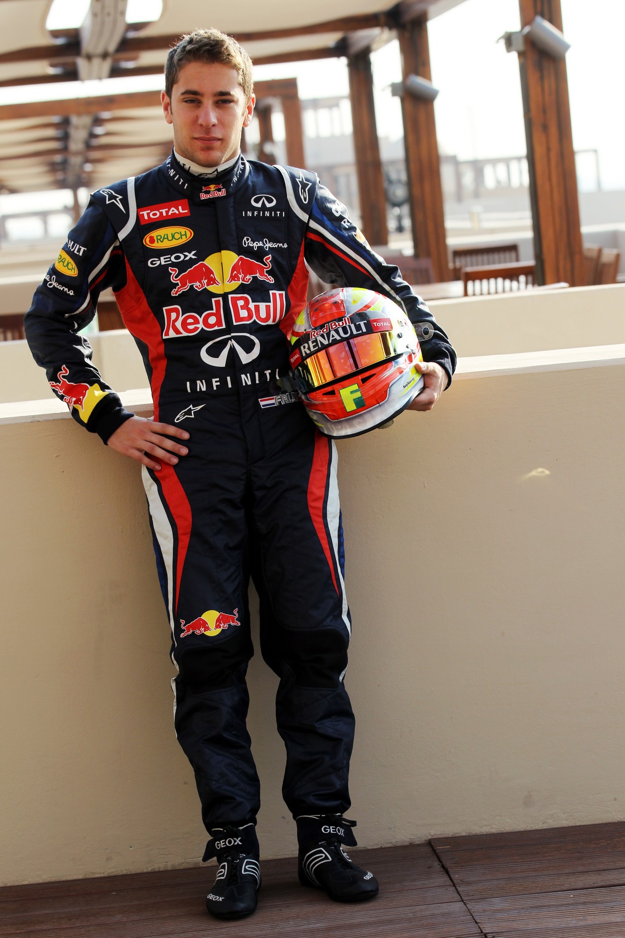 Robin Frijins (NDL) Red Bull Racing Test Driver.
08.11.2012. Formula 1 Young Drivers Test, Day 3, Yas Marina Circuit, Abu Dhabi, UAE.
