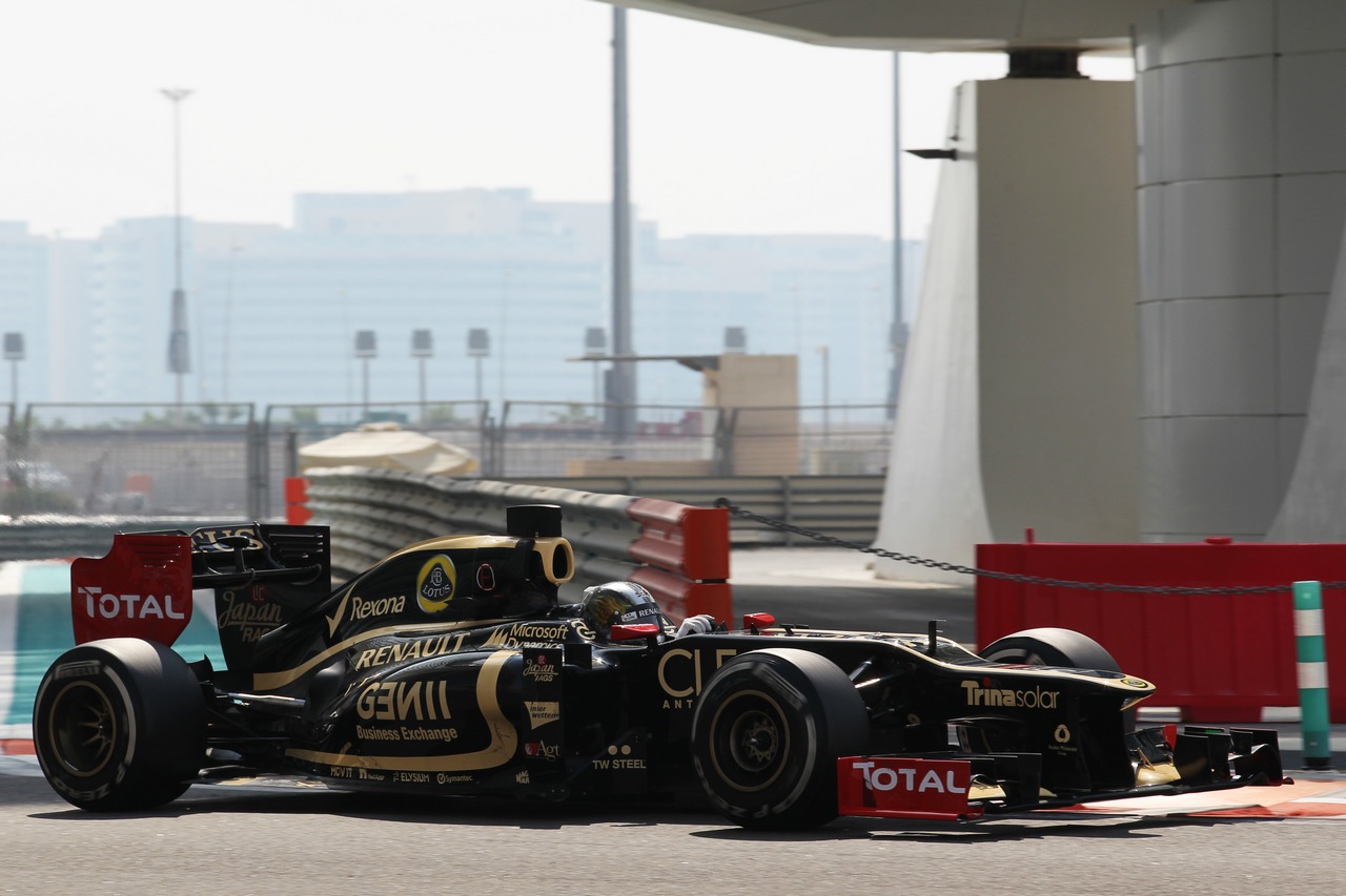 Davide Valsecchi (ITA) Lotus F1 E20 Test Driver.
08.11.2012. Formula 1 Young Drivers Test, Day 3, Yas Marina Circuit, Abu Dhabi, UAE.
