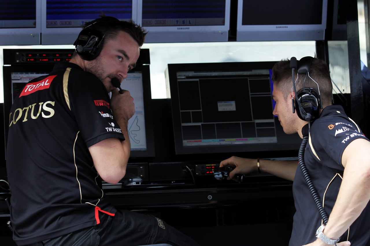 Edoardo Mortara (ITA) Lotus F1 Test Driver.
06.11.2012. Formula 1 Young Drivers Test, Day 1, Yas Marina Circuit, Abu Dhabi, UAE.
