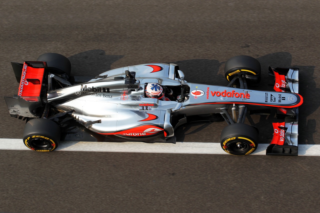 Gary Paffett (GBR) McLaren MP4/27 Test Driver.
06.11.2012. Formula 1 Young Drivers Test, Day 1, Yas Marina Circuit, Abu Dhabi, UAE.
