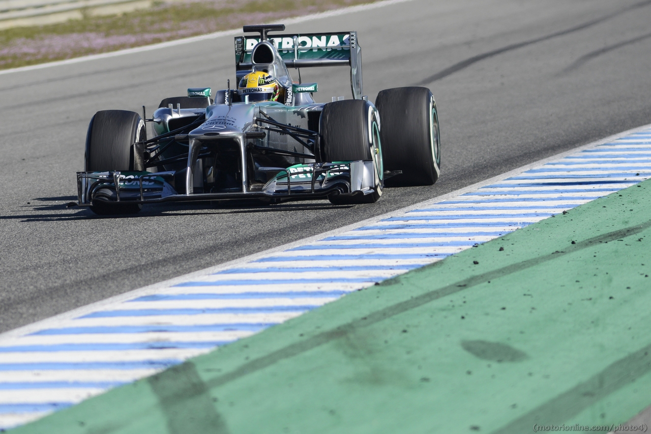Lewis Hamilton (GBR) Mercedes AMG F1 W04.
08.02.2013. 