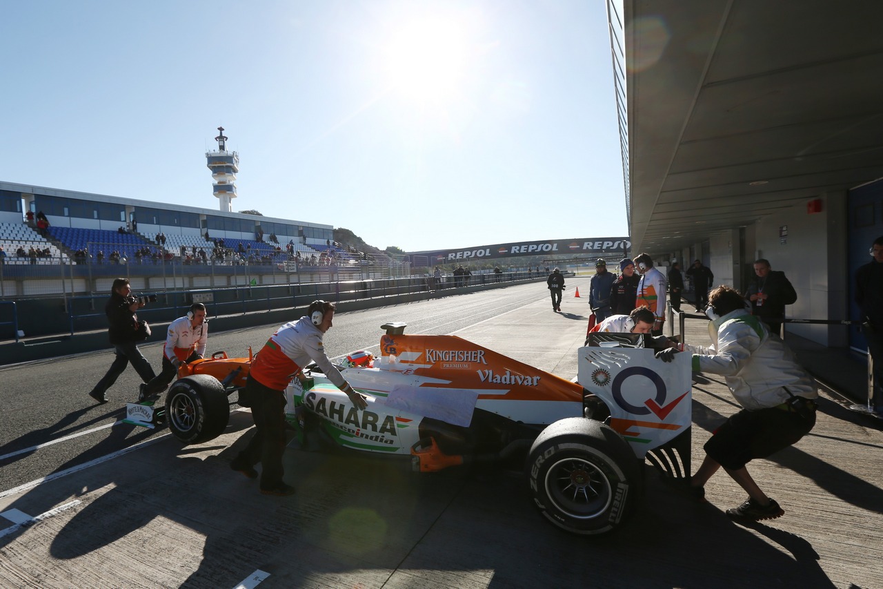 Jules Bianchi (FRA) Sahara Force India F1 Team VJM06 is pushed back in the pits.
08.02.2013. 