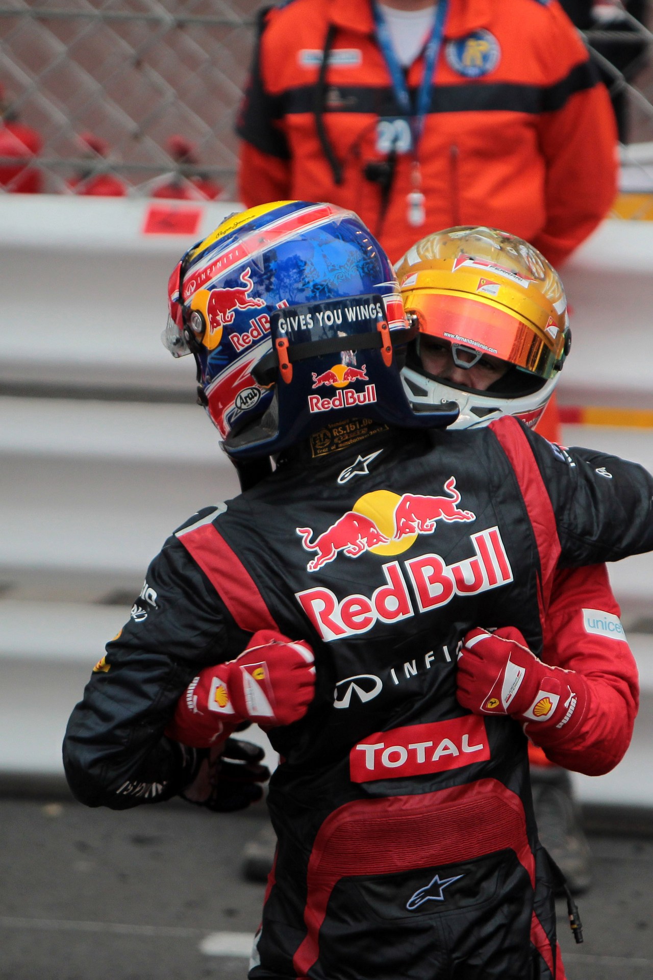 27.05.2012- Race, Mark Webber (AUS) Red Bull Racing RB8 race winner and Fernando Alonso (ESP) Scuderia Ferrari F2012 3rd position 