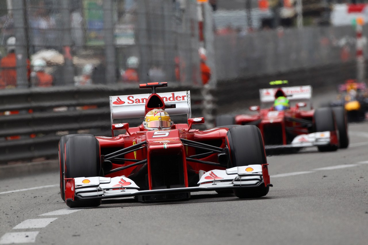 27.05.2012- Race, Fernando Alonso (ESP) Scuderia Ferrari F2012 and Felipe Massa (BRA) Scuderia Ferrari F2012 