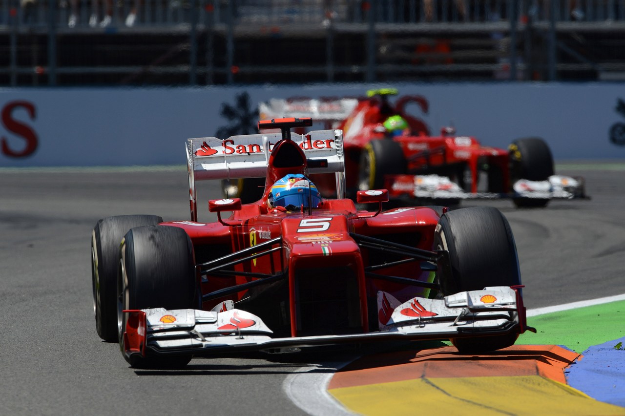 24.06.2012- Race, Fernando Alonso (ESP) Scuderia Ferrari F2012 and Felipe Massa (BRA) Scuderia Ferrari F2012 