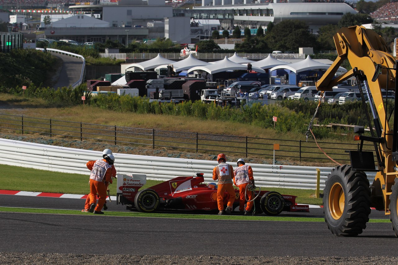 07.10.2012- Race, Crash, Fernando Alonso (ESP) Scuderia Ferrari F2012