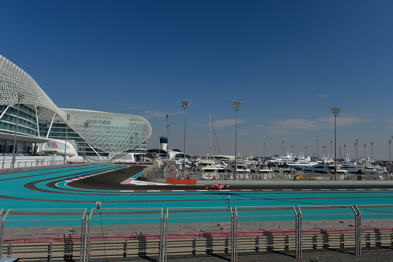ABU DHABI 
© FOTO STUDIO COLOMBO X FERRARI