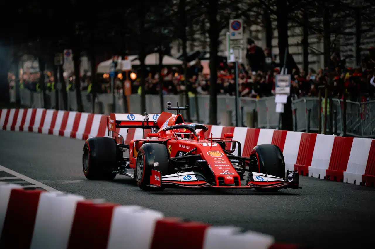 FERRARI SHOW MILANO 2025