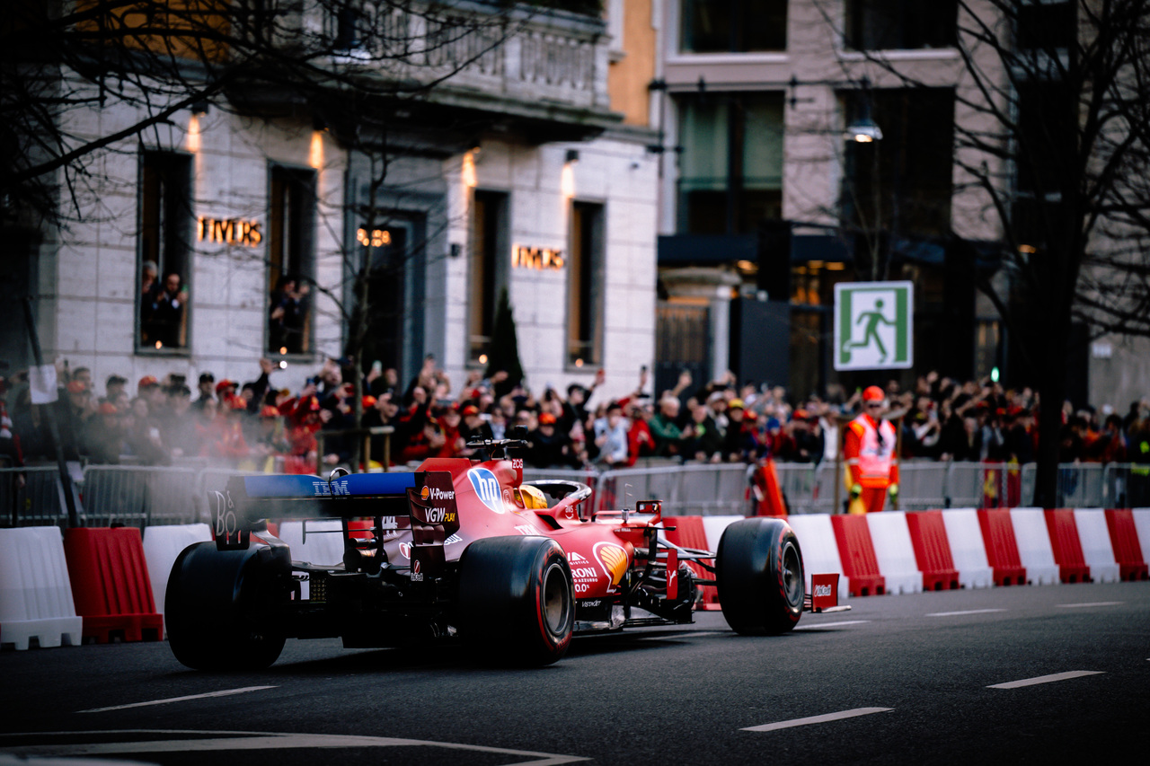FERRARI SHOW MILANO 2025