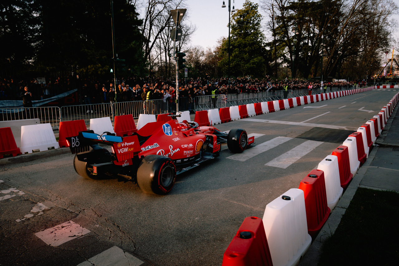 FERRARI SHOW MILANO 2025
