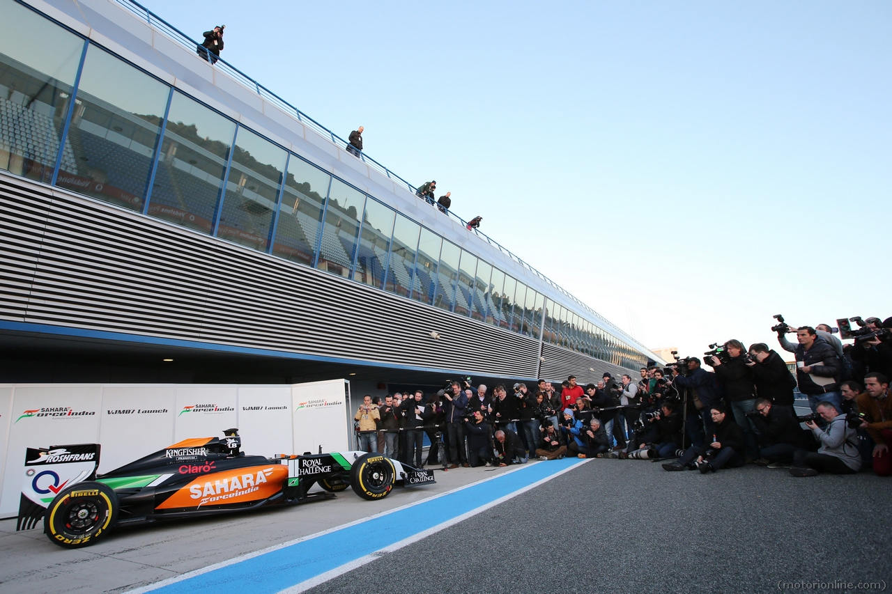 The new Sahara Force India F1 VJM07 is unveiled.
28.01.2014. Formula One Testing, Day One, Jerez, Spain.