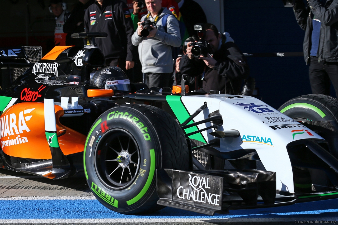 Sergio Perez (MEX) Sahara Force India F1 VJM07 leaves the pits.
28.01.2014. Formula One Testing, Day One, Jerez, Spain.