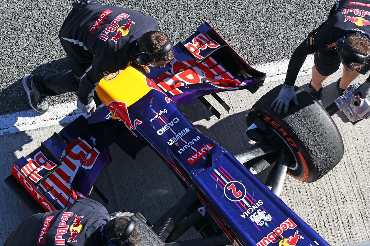 Red Bull Racing RB9 front wing.
06.02.2013. 