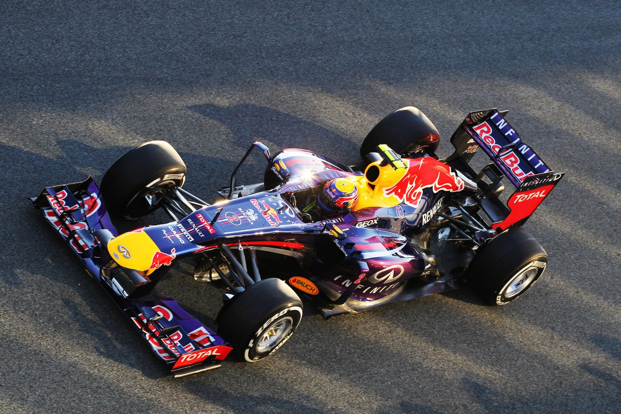 Mark Webber (AUS) Red Bull Racing RB9.
