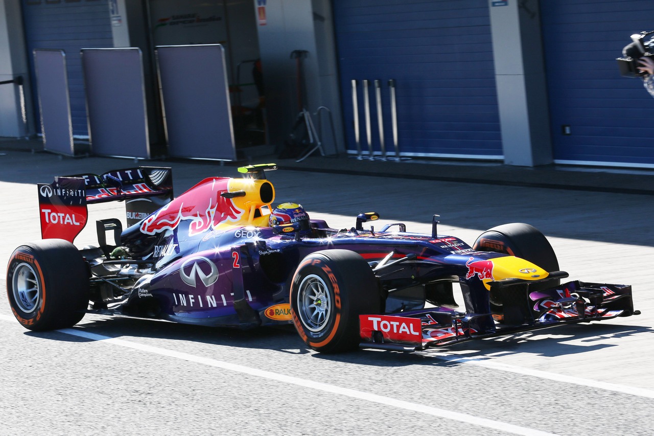 Mark Webber (AUS) Red Bull Racing RB9.
