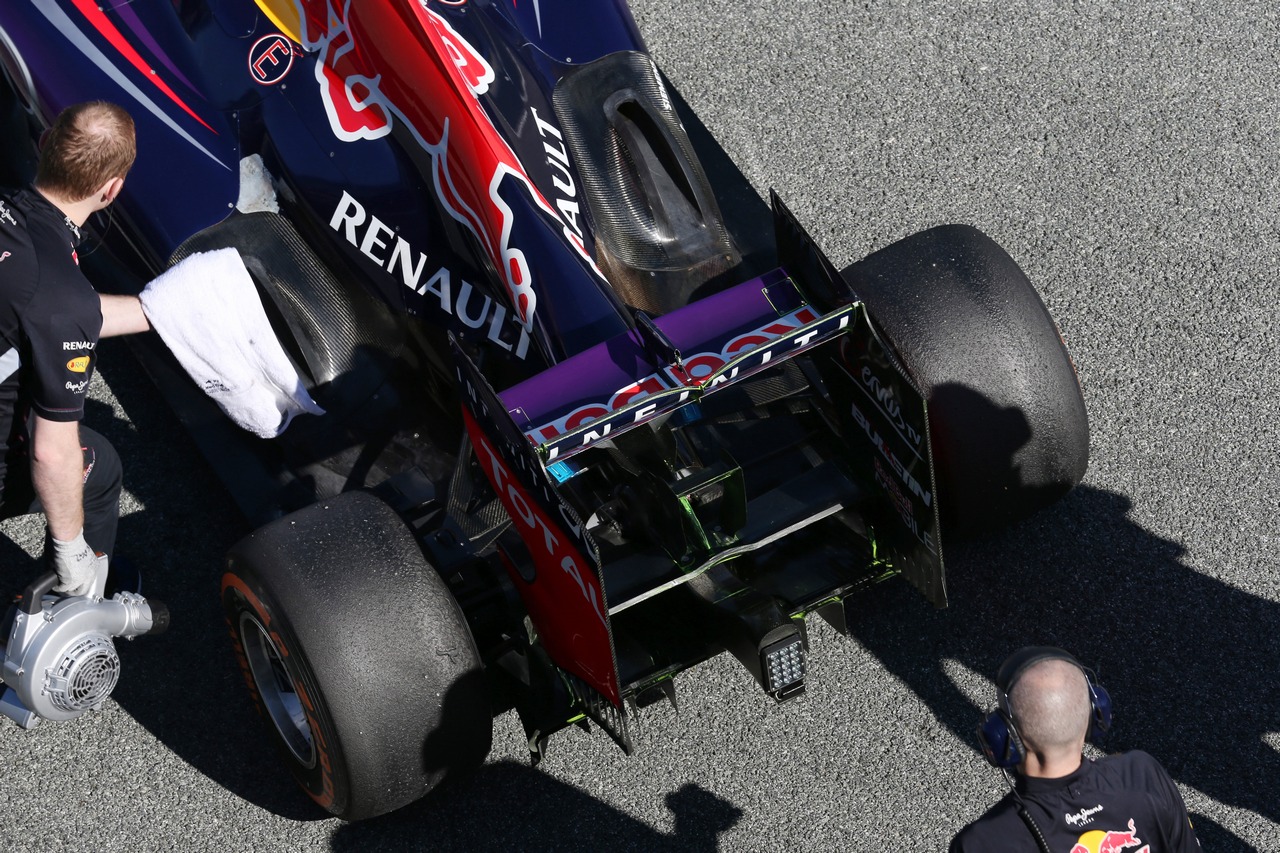 Red Bull Racing RB9 rear wing.
