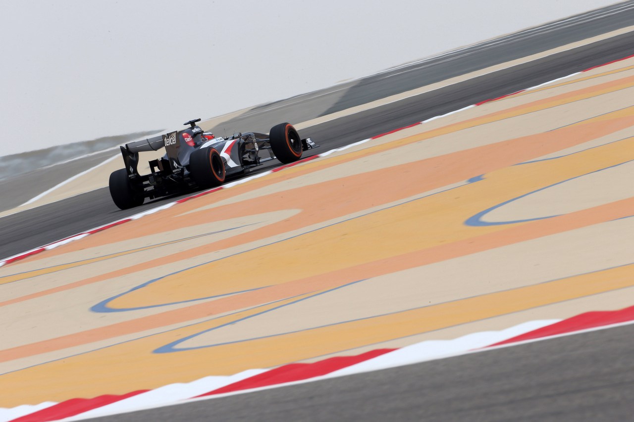 19.04.2013- Free Practice 1, Nico Hulkenberg (GER) Sauber F1 Team C32 