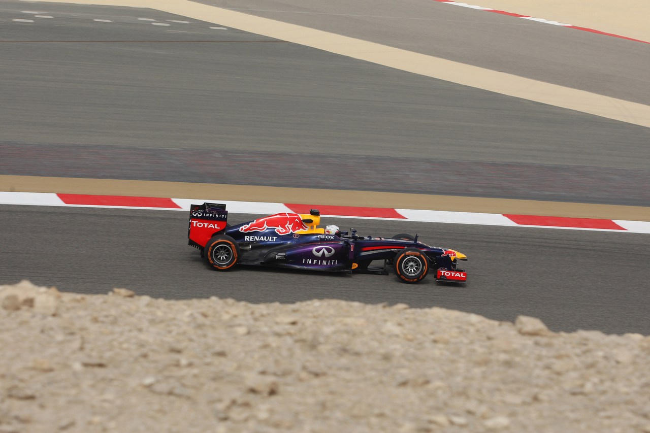 19.04.2013- Free Practice 2, Sebastian Vettel (GER) Red Bull Racing RB9 