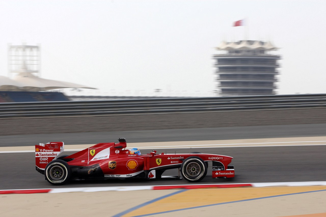 19.04.2013- Free Practice 2, Fernando Alonso (ESP) Scuderia Ferrari F138 