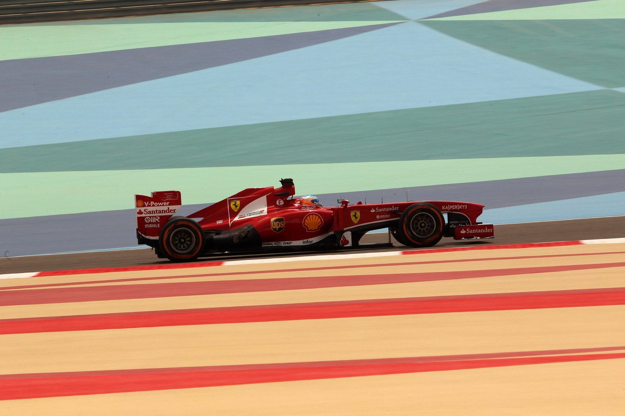 19.04.2013- Free Practice 1, Fernando Alonso (ESP) Scuderia Ferrari F138 