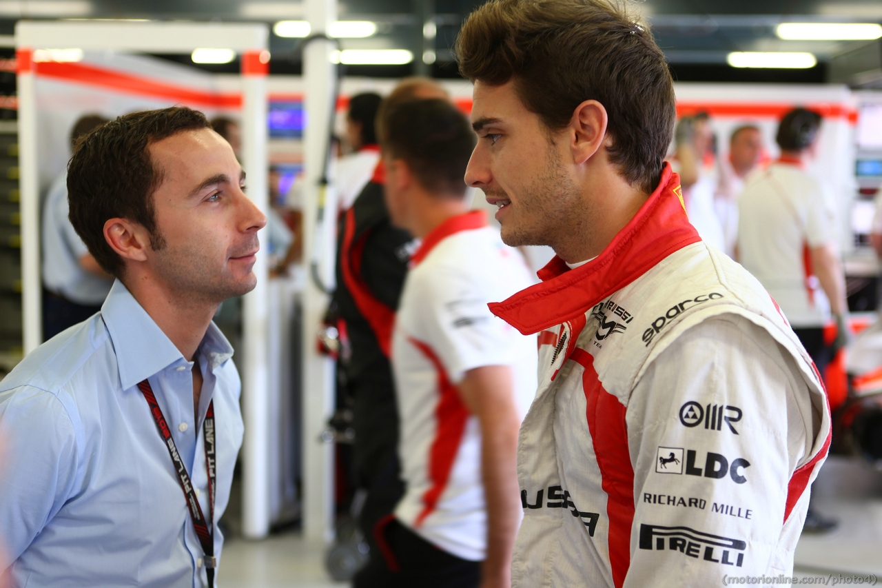 16.03.2013- Free Practice 3, Nicola Todt (FRA) and Jules Bianchi (FRA) Marussia F1 Team MR02 