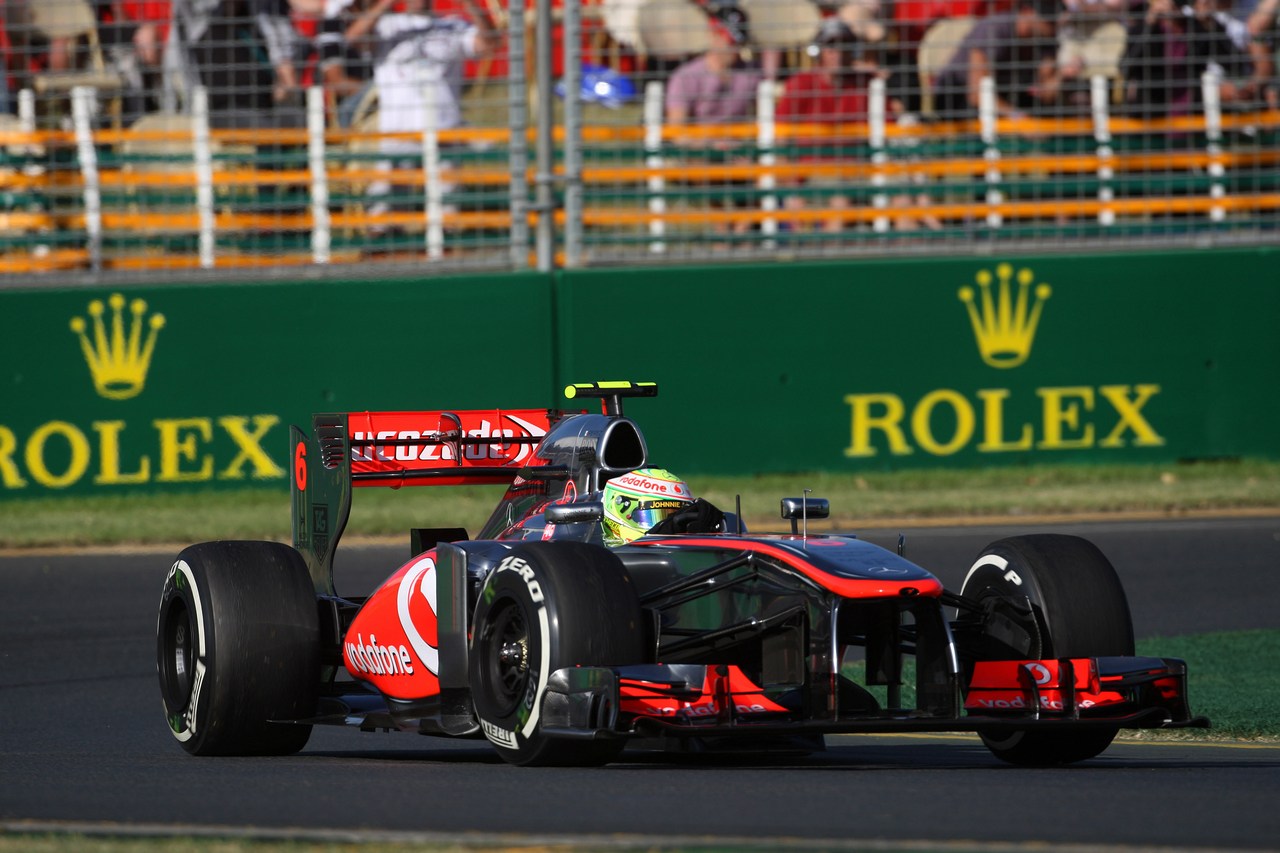 15.03.2013- Free Practice 2, Sergio Perez (MEX) McLaren MP4-28 