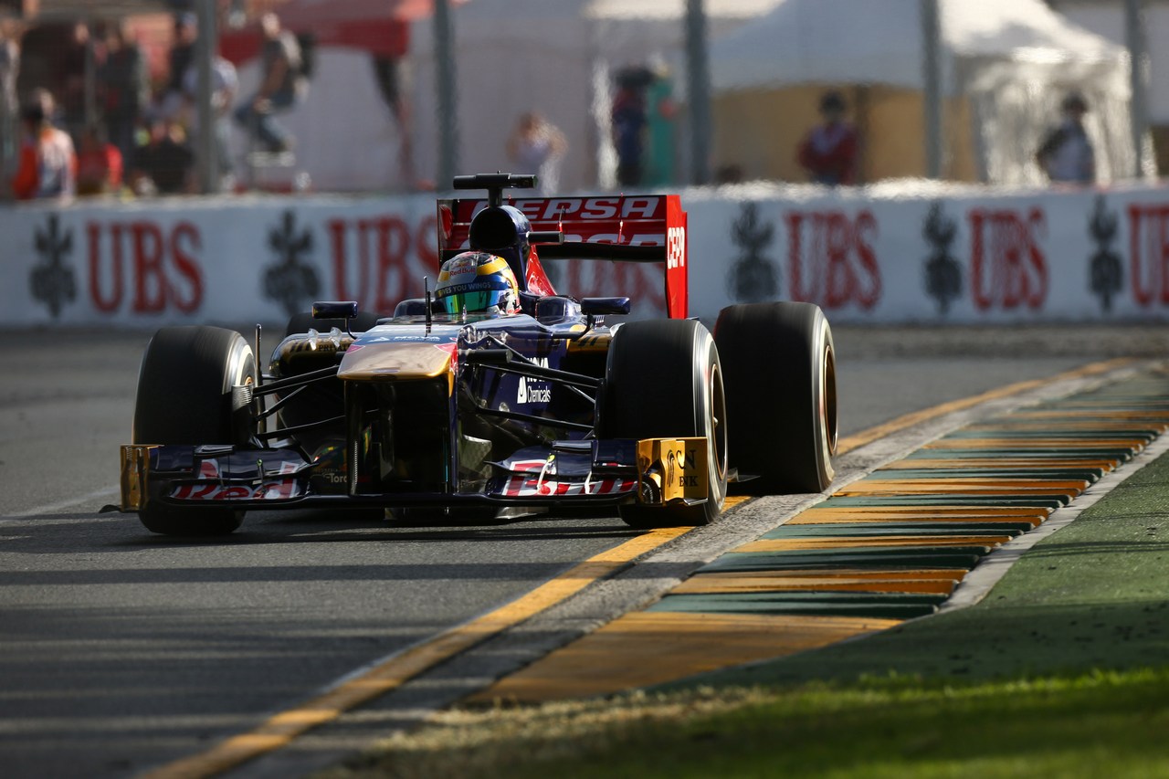 15.03.2013- Free Practice 2, Jean-Eric Vergne (FRA) Scuderia Toro Rosso STR8 