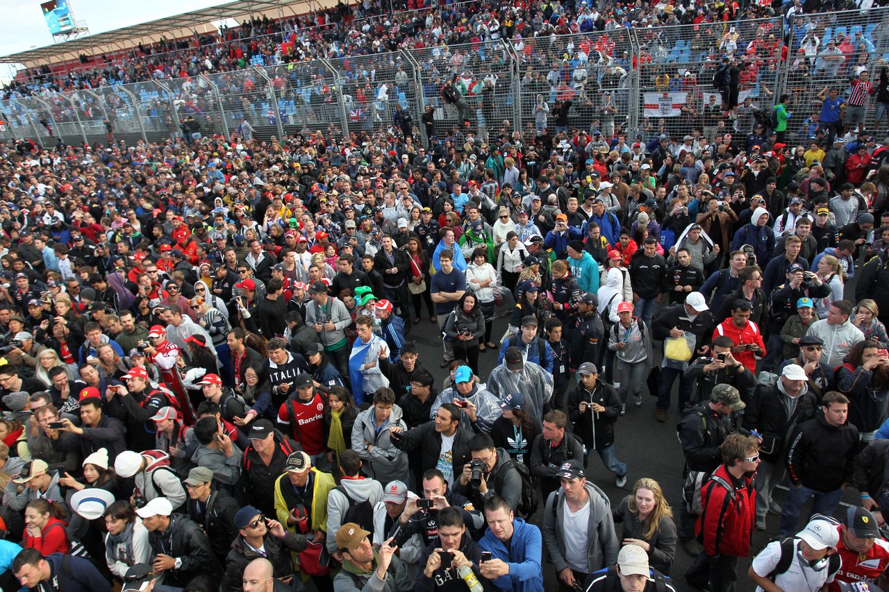 17.03.2013- Race, Fans on the track after the race