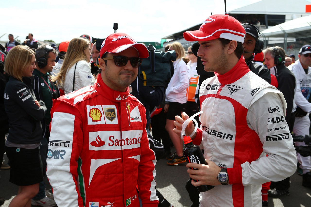17.03.2013- Felipe Massa (BRA) Scuderia Ferrari F138 and Jules Bianchi (FRA) Marussia F1 Team MR02 