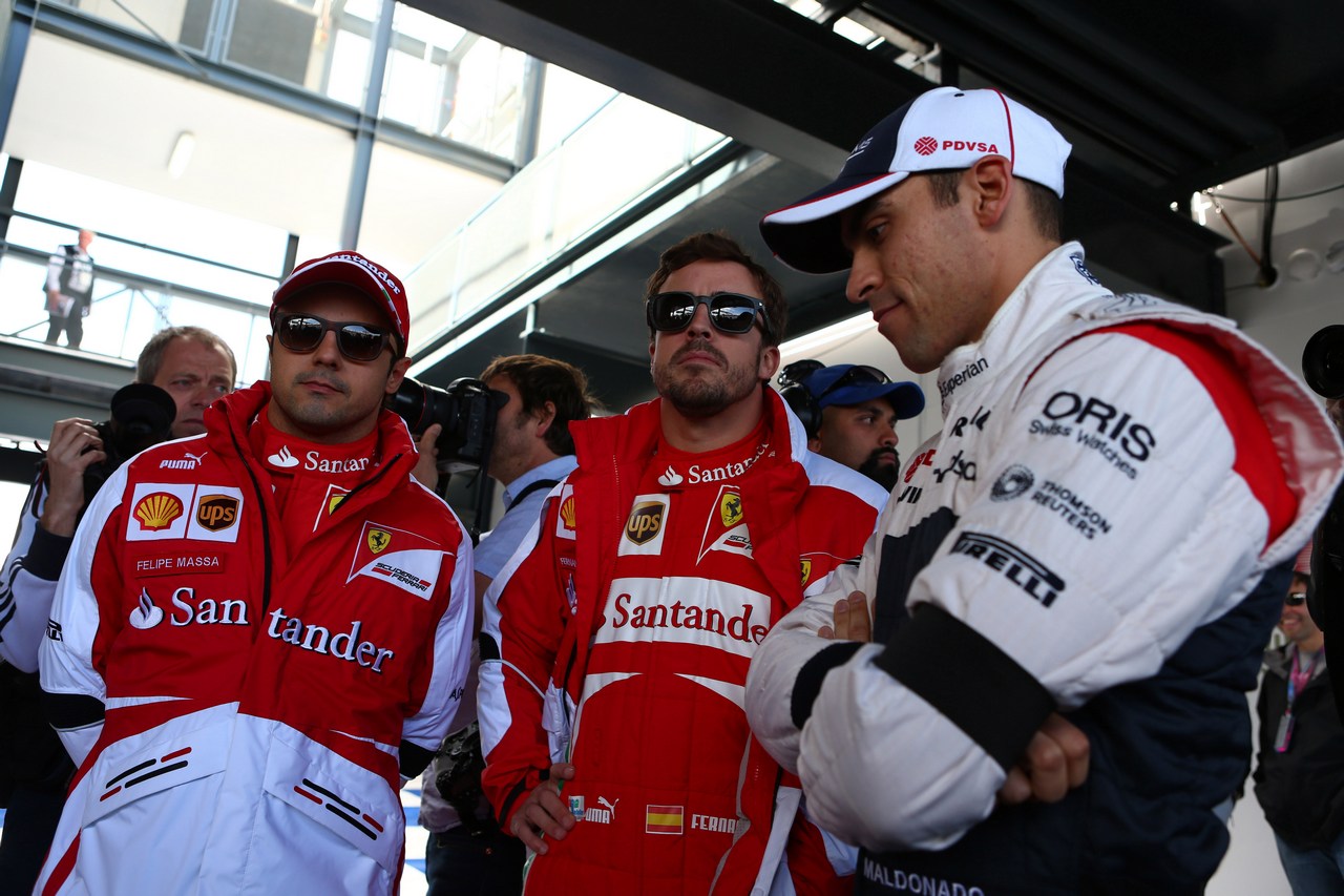 17.03.2013- Felipe Massa (BRA) Scuderia Ferrari F138, Fernando Alonso (ESP) Scuderia Ferrari F138 and Pastor Maldonado (VEN) Williams F1 Team FW35 