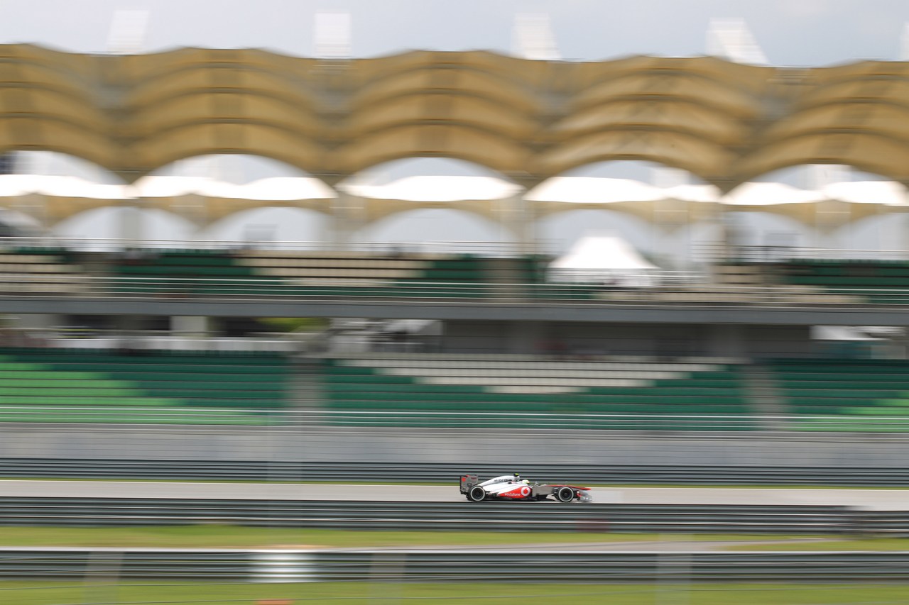 22.03.2013 - free practice 2, Sergio Perez (MEX) McLaren MP4-28