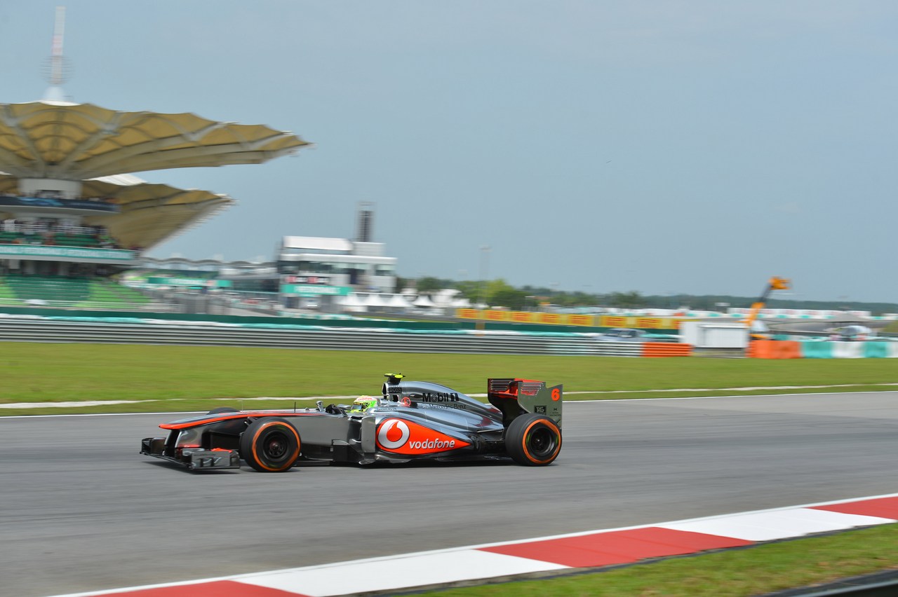22.03.2013- Free Practice 1, Sergio Perez (MEX) McLaren MP4-28