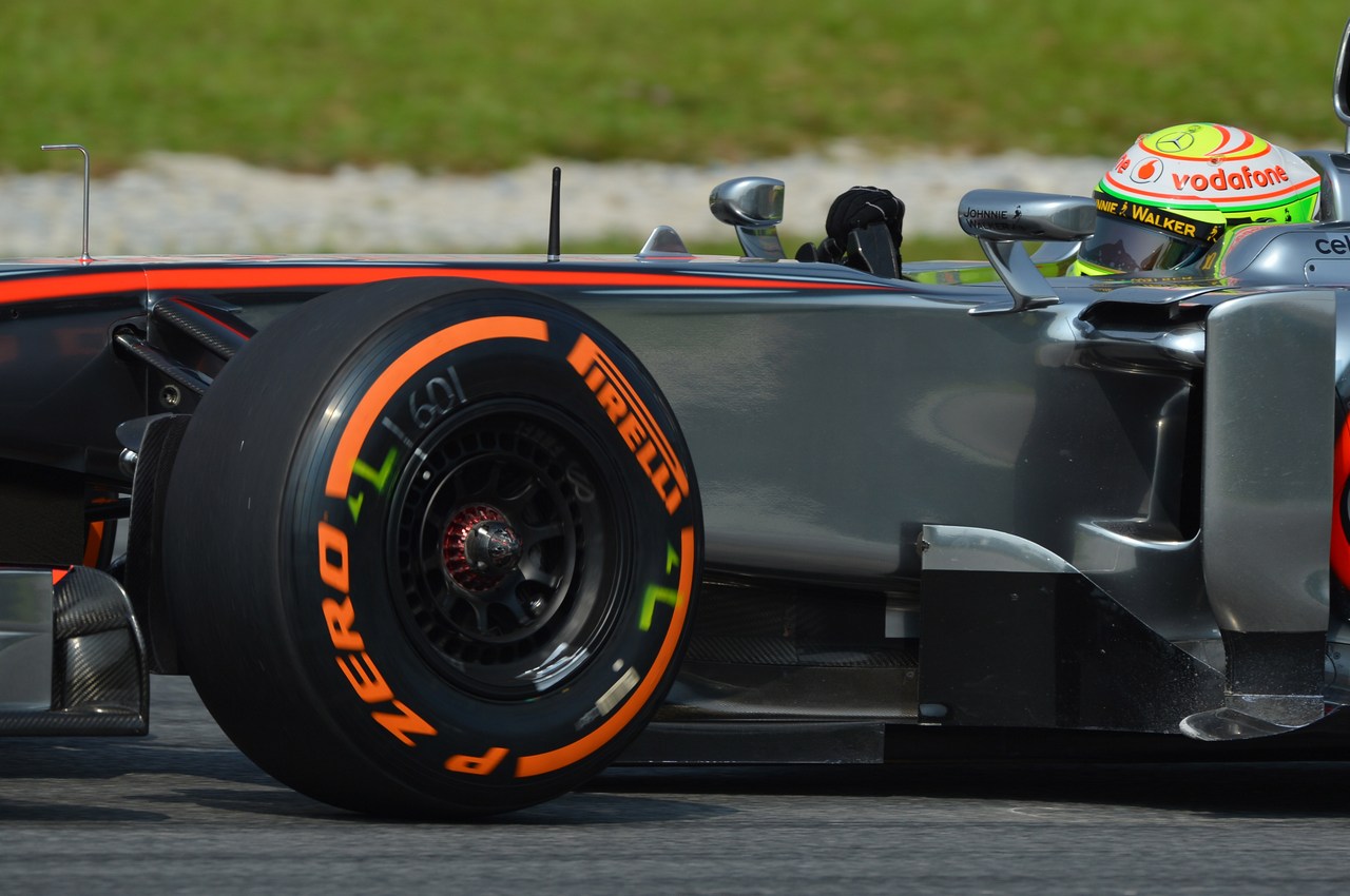 22.03.2013- Free Practice 1, Sergio Perez (MEX) McLaren MP4-28