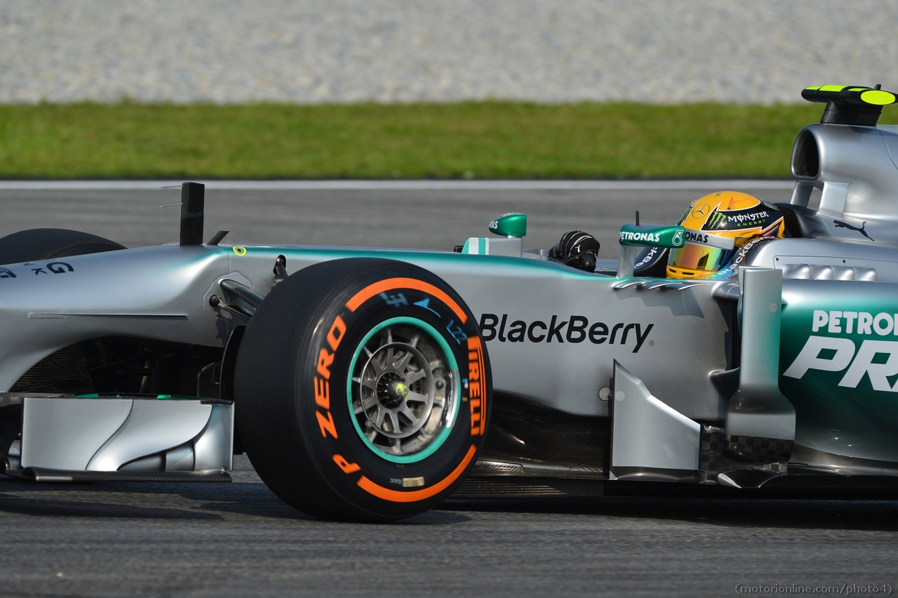 22.03.2013- Free Practice 1, Lewis Hamilton (GBR) Mercedes AMG F1 W04