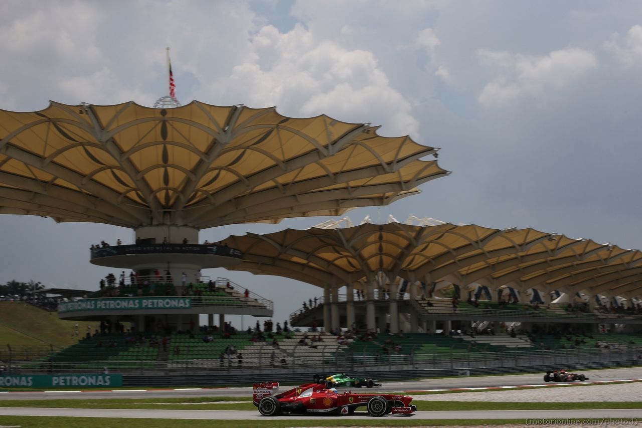 23.03.2013 - Free practice 3, Fernando Alonso (ESP) Scuderia Ferrari F138 