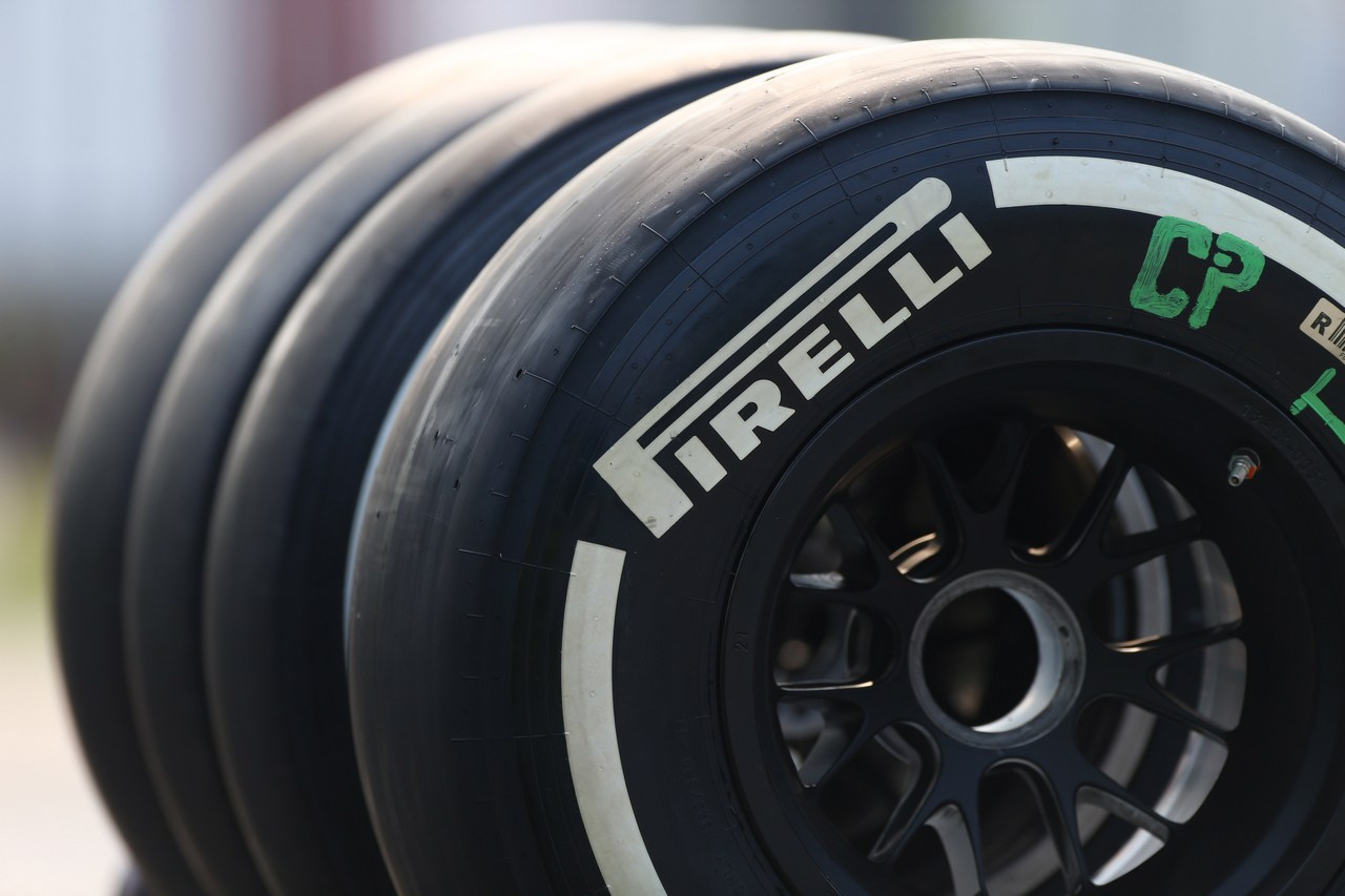 21.03.2013- OZ Wheels and Pirelli Tyres