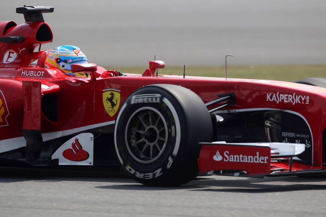 12.04.2013- Free Practice 1, Fernando Alonso (ESP) Scuderia Ferrari F138 