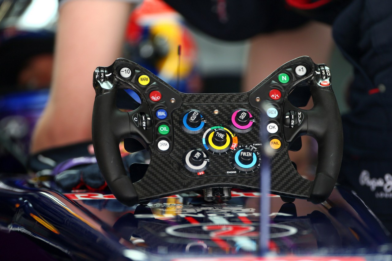 12.04.2013- Free Practice 1, The Steering wheel of Mark Webber (AUS) Red Bull Racing RB9 