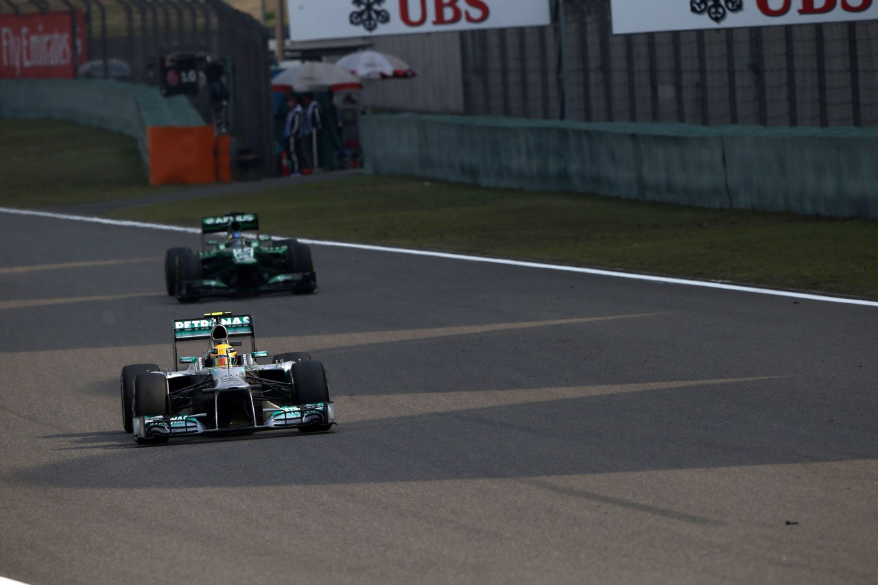 12.04.2013- Free Practice 2, Lewis Hamilton (GBR) Mercedes AMG F1 W04 