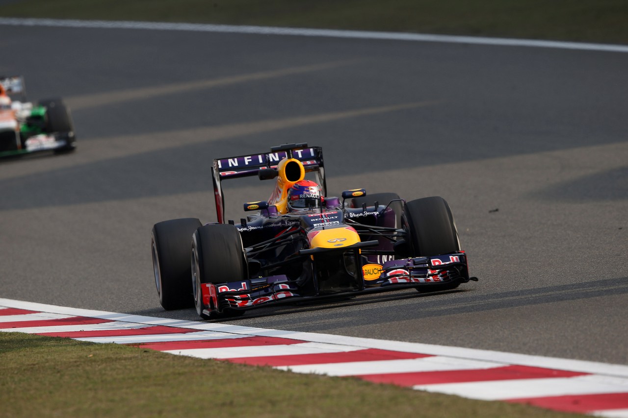 12.04.2013- Free Practice 2, Sebastian Vettel (GER) Red Bull Racing RB9 