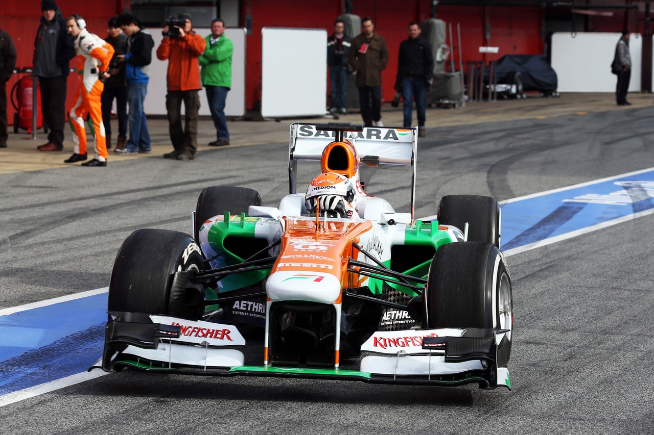 Adrian Sutil (GER) Sahara Force India VJM06 leaves the pits.
02.03.2013. 
