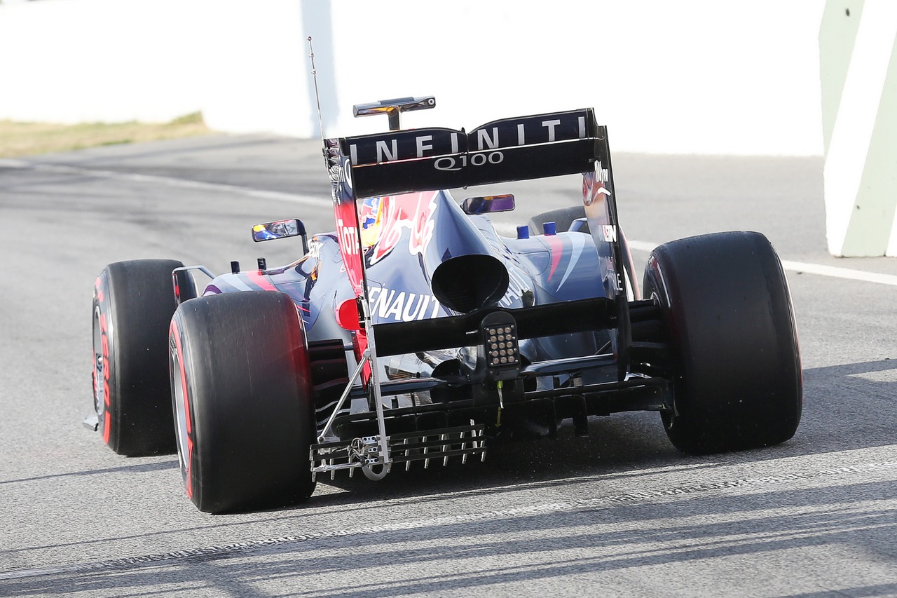 Sebastian Vettel (GER) Red Bull Racing RB9 rear diffuser and rear wing running sensor equipment.
03.03.2013. 